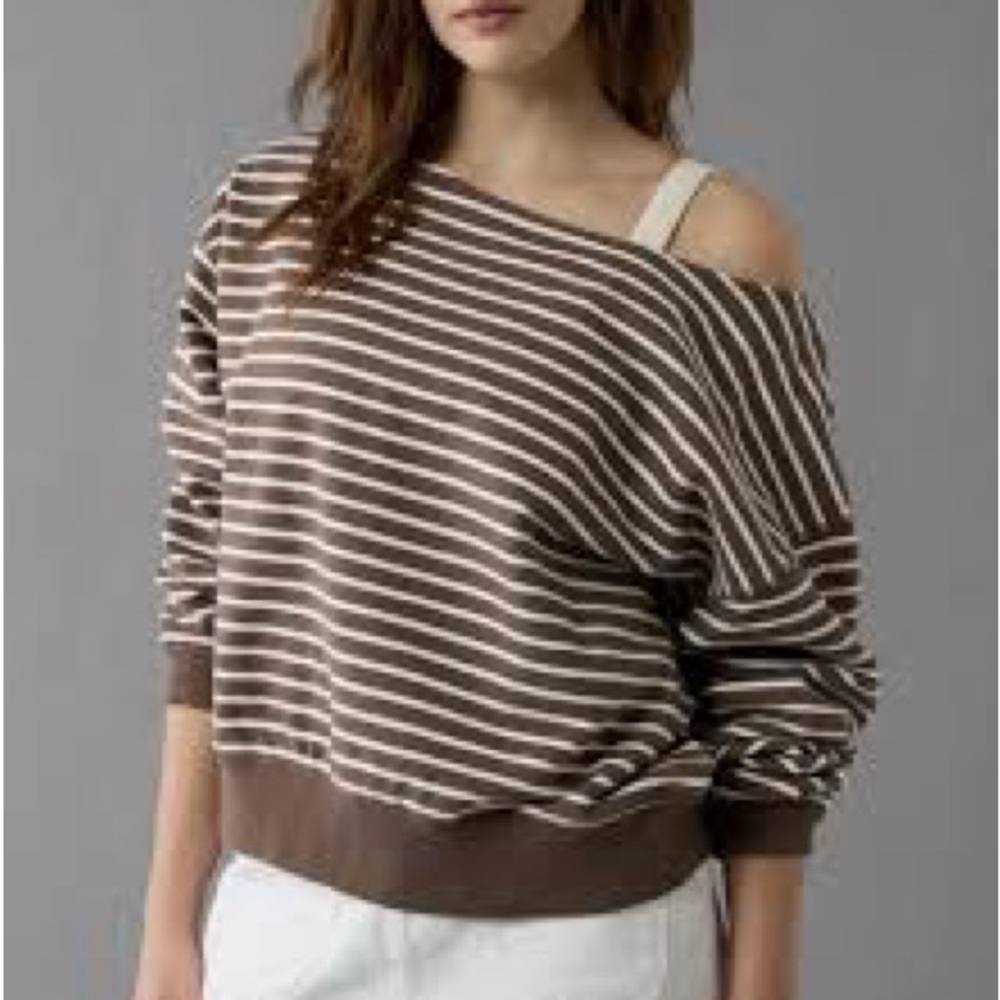 American Eagle NWOT off shoulder sweatshirt . Brown /white striped . Size L